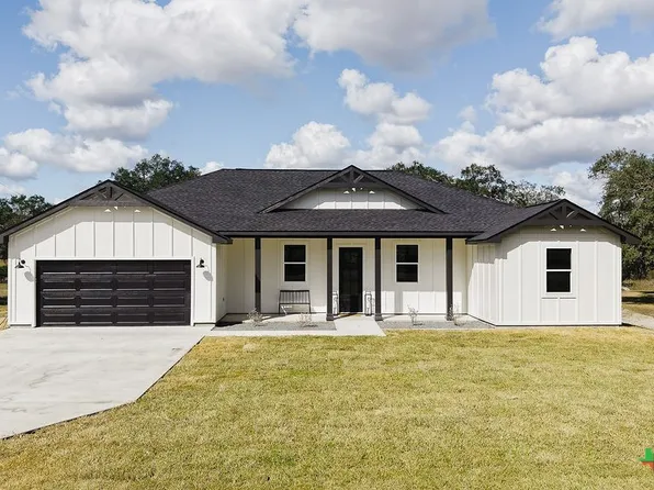 314 Mission Bell Rd, Victoria, TX 77905