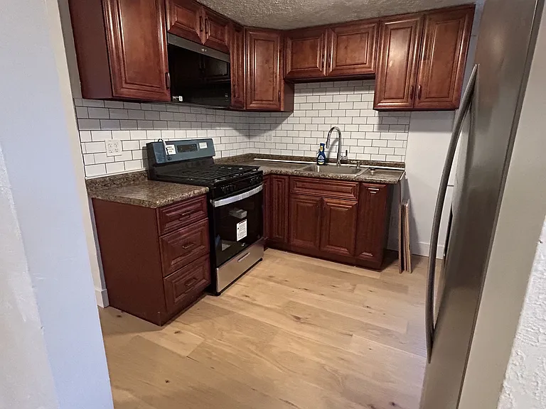 3368 Sardis Rd — Photo 1