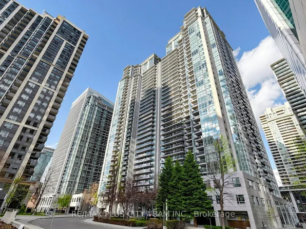4978 Yonge St #2212, Toronto, ON M2N 7G8