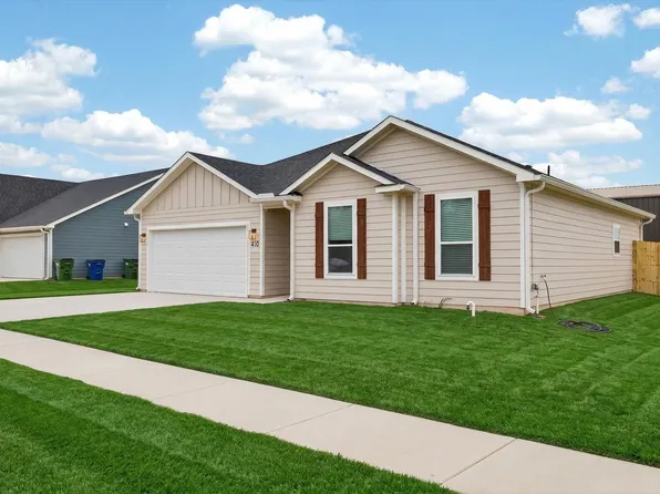 410 Church St, Whitesboro, TX 76273