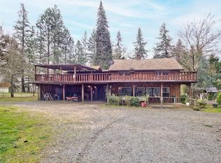 8225 N Applegate Rd, Grants Pass, OR 97527