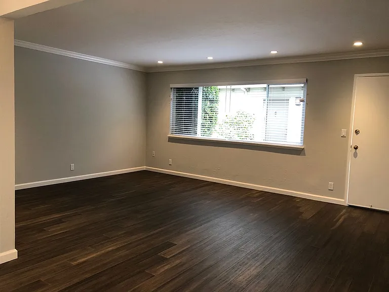 Village Square Townhomes — Photo 9