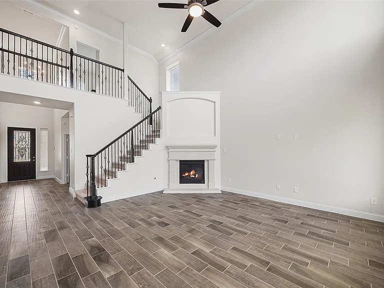 19430 Canter Field Ct — Photo 14