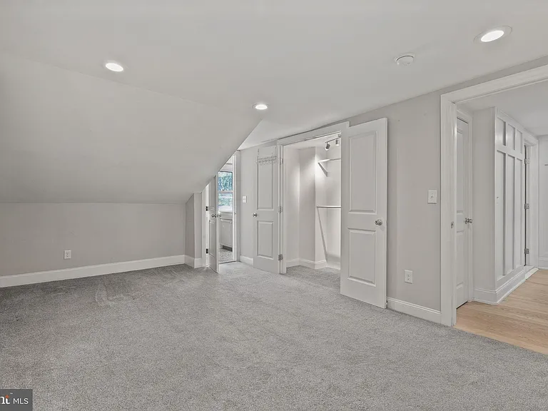 1515 Butler Pike — Photo 51