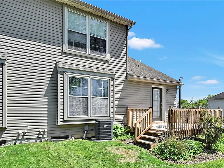 51 Eagle Dr — Photo 25