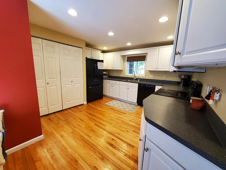 15559 Greenwood Ave N — Photo 27