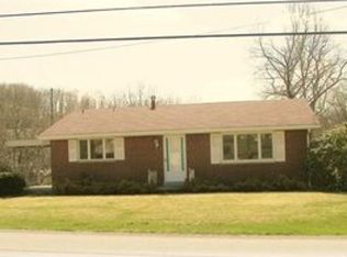 11690 McKee Rd, North Huntingdon, PA 15642