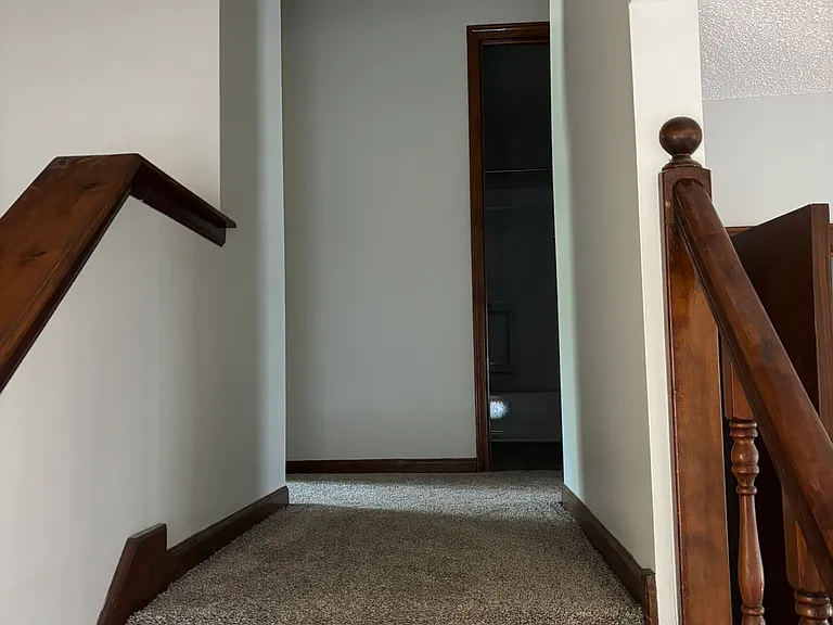 917 N Sunset Dr — Photo 9