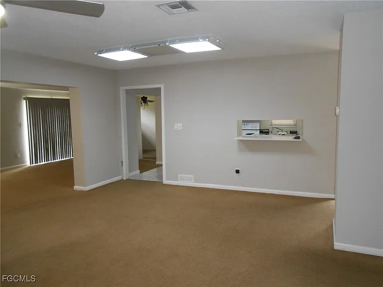 241 Thistle Ct — Photo 24