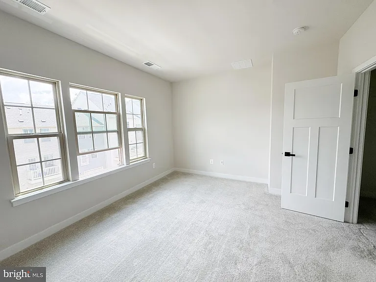 19722 Preservation Mews — Photo 15