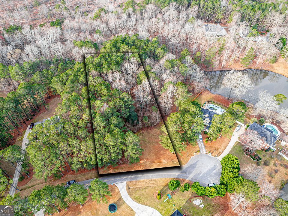 2nd image of 415 Darren Carson Ln