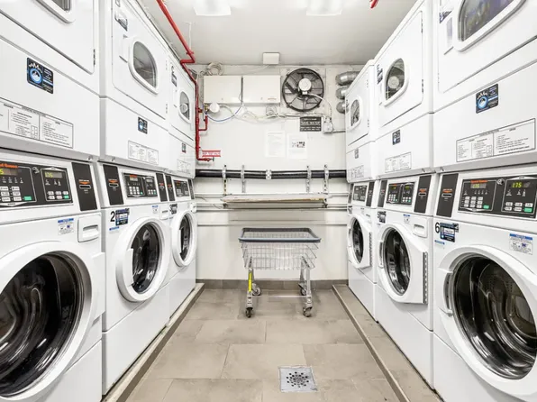 235 East 49th Street image 8 of 12