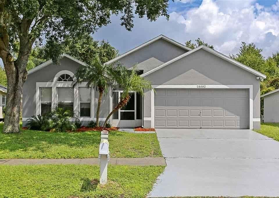 1st image of 25002 Hyde Park Blvd