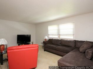 209 N Jefferson St, Mahomet, IL 61853