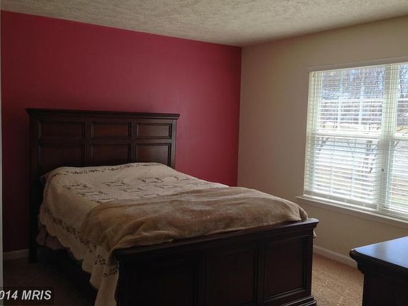 5th image of 1153 Oakland Dr