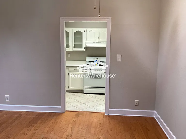 7908 Briar Villa Pl — Photo 6