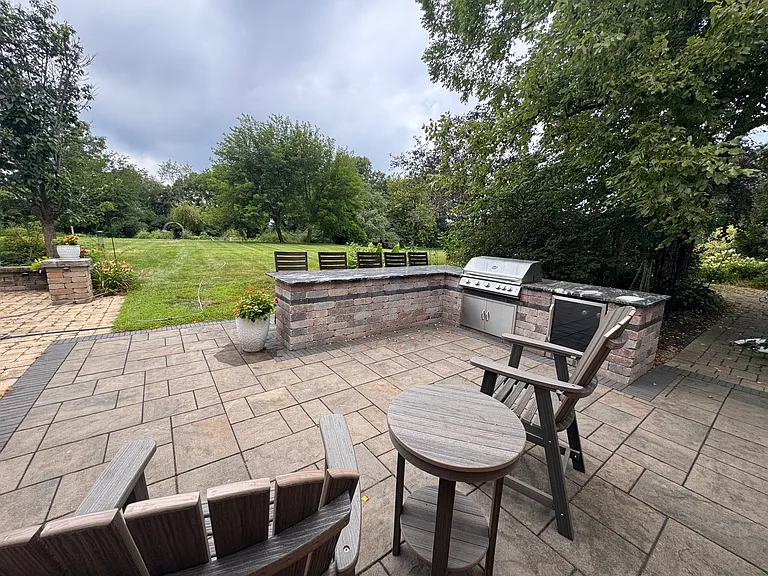 1614 Guthrie Cir — Photo 19