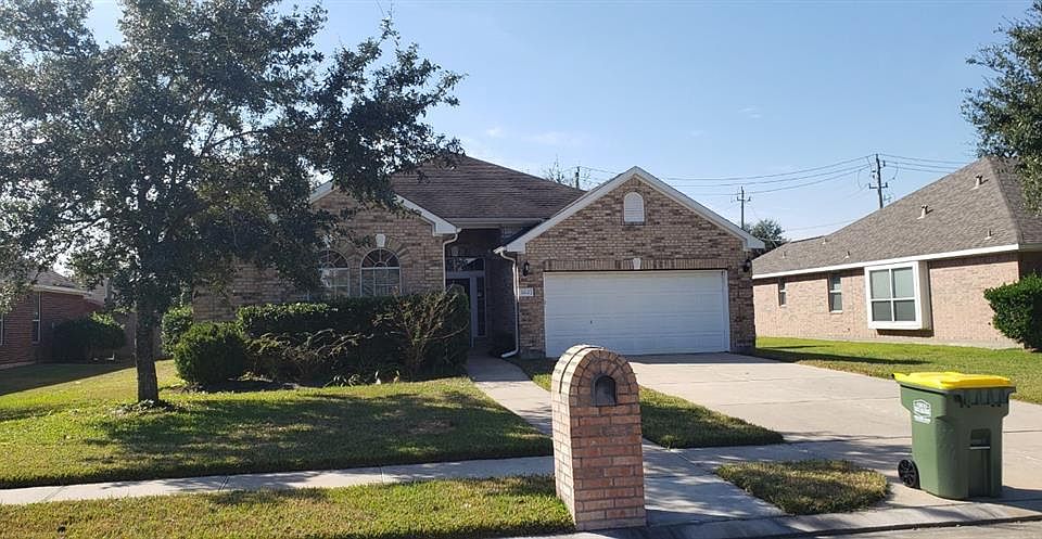One of the nicest homes in the area. Justa as nice inside.