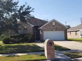 1212 Romero Dr, Pearland, TX 77581
