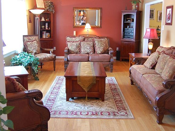 21' x 13' Living Room