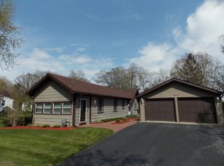 38861 N Belmora Park, Lake Villa, IL 60046