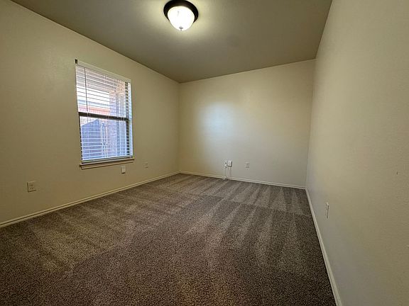 5th image of 6706 Oakridge Ave