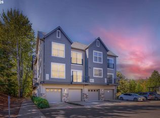 103 NE Canvasback Way UNIT 203, Beaverton, OR 97006