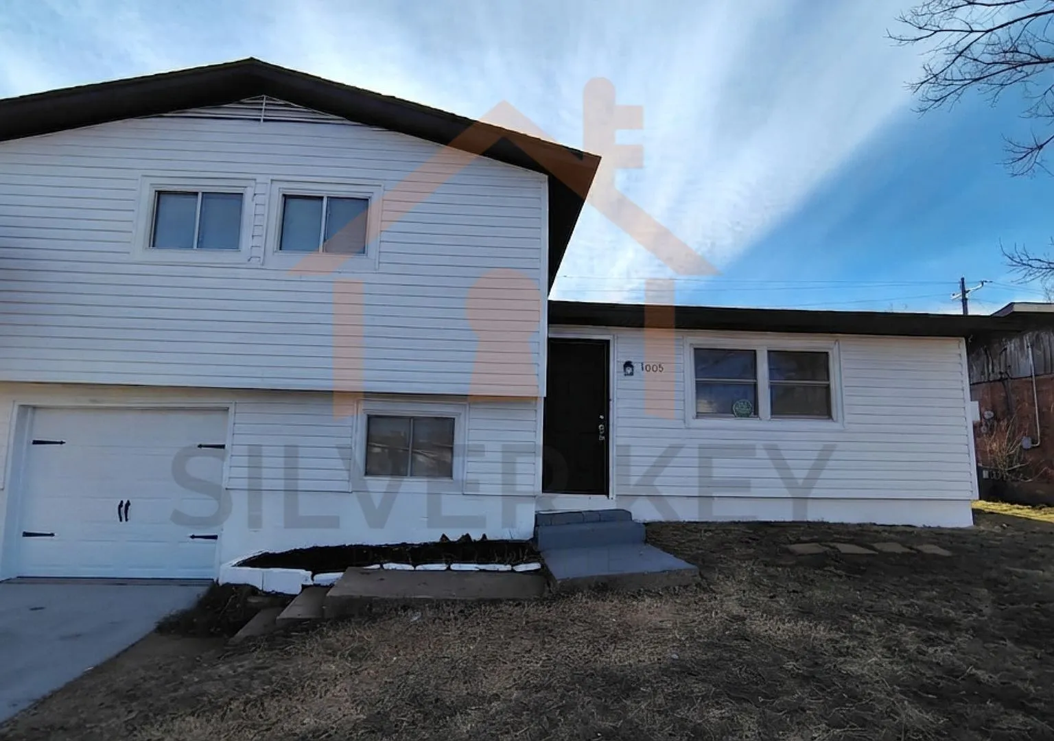 3 bed, 1332 sqft, $1,200 — Photo 1