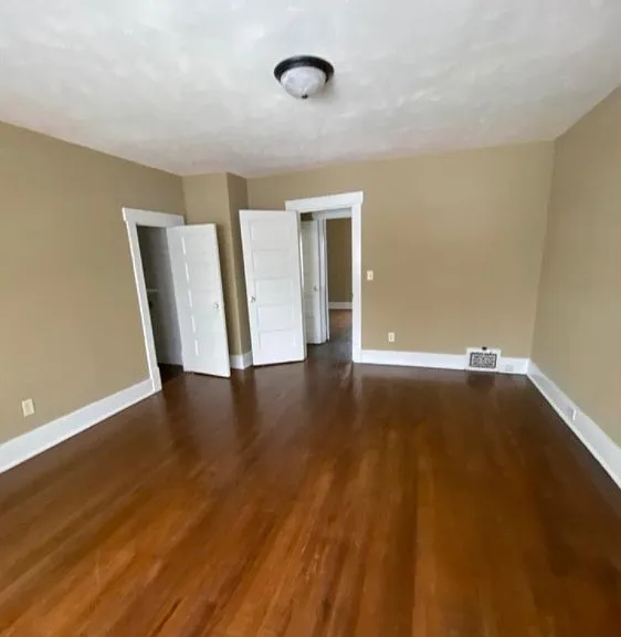 5212 N 28th Ave — Photo 11