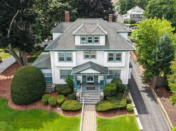 32 Sagamore Ave, Medford, MA 02155