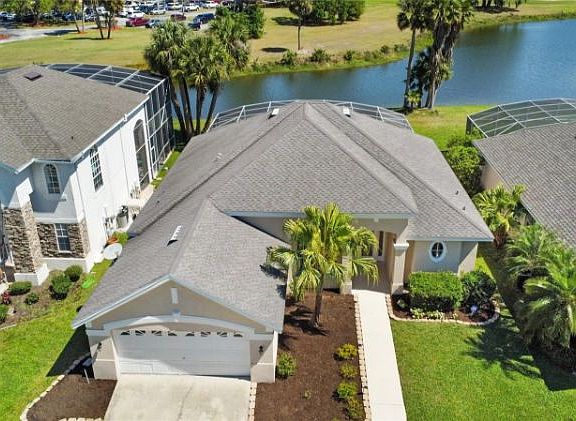 3rd image of 1705 Golfview Dr