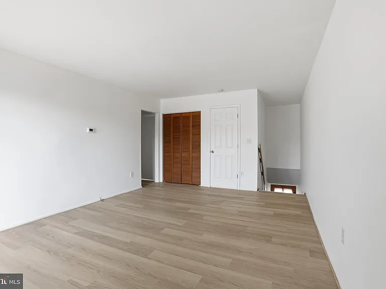 1242 Liberte Ct — Photo 6