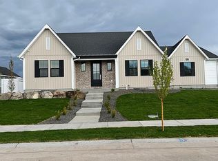 2774 E Spring Gulch Dr, Idaho Falls, ID 83406