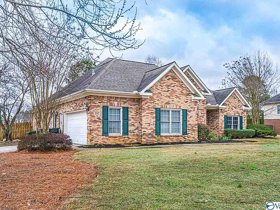 2nd image of 105 Forest Creek Dr