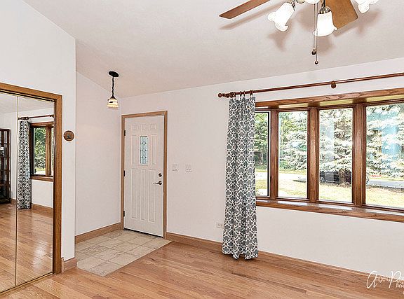2nd image of 317 Seafarer Dr