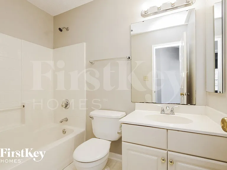 3105 Denhem Ct — Photo 13