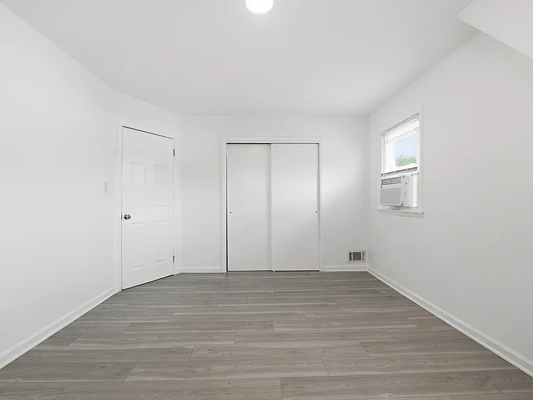 74 Barbara St #2 — Photo 10