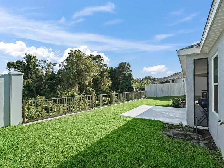 1393 Daniel Way — Photo 40