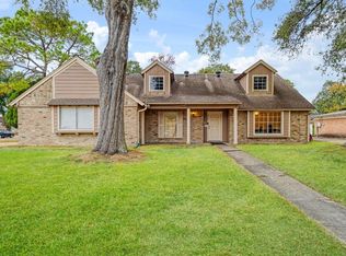 1403 Neptune Ln, Houston, TX 77062