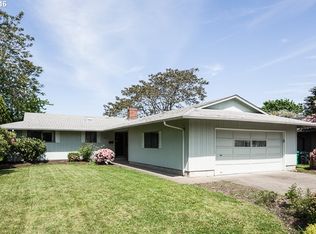 5245 NE Roselawn St, Portland, OR 97218
