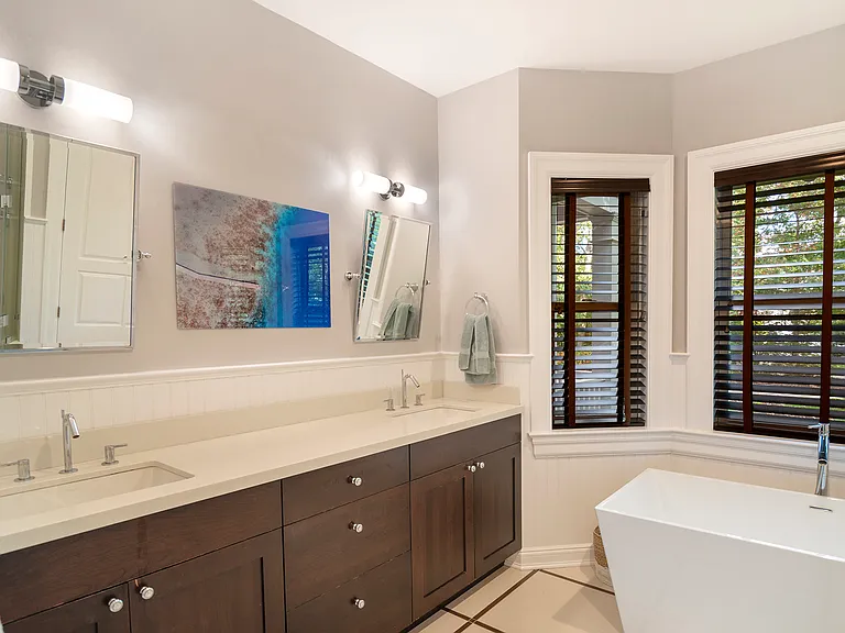 37 Arbutus Rd — Photo 15
