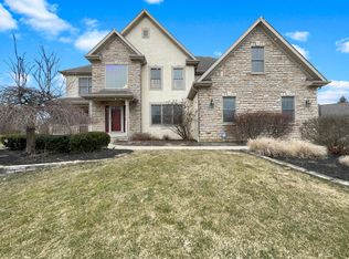 5951 Rocky Shore Dr, Lewis Center, OH