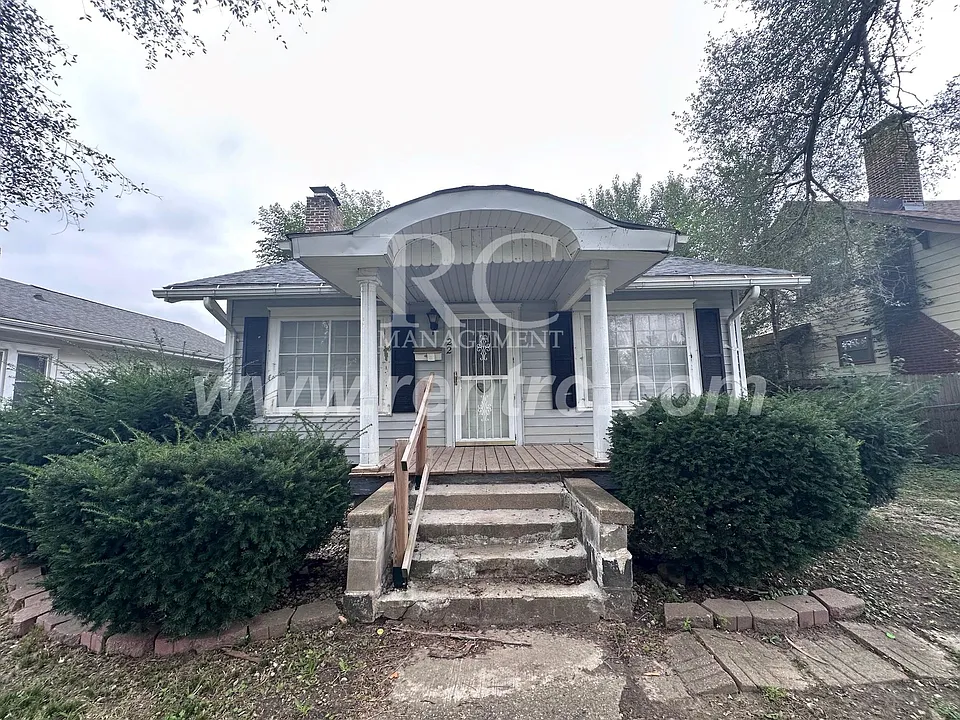 22 Delaware Ave