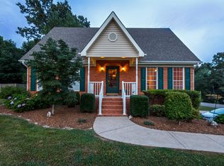 1140 Woodsage Dr, Soddy Daisy, TN 37379