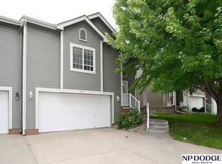 7512 N 77th Ter, Omaha, NE 68122