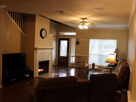 2nd image of 3739 Windlewood Dr