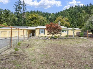 47849 W 2nd St, Oakridge, OR 97463
