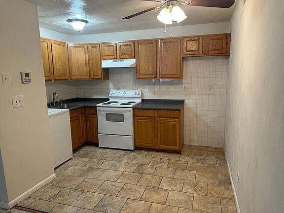 3rd image of 301 Chautauqua Ave #4