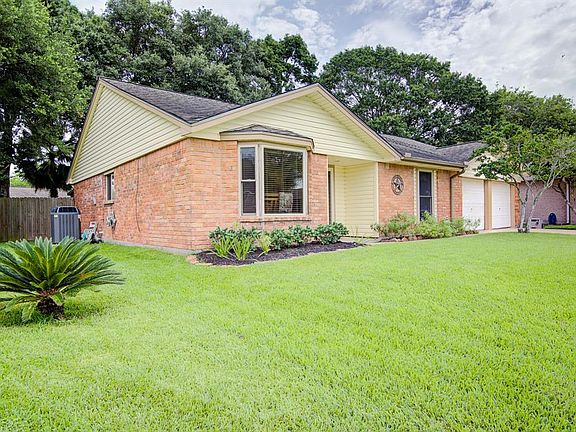 3rd image of 17711 Heritage Cove Ct