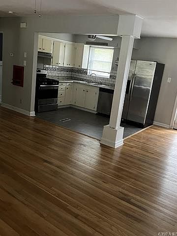 2nd image of 5 Monica Dr